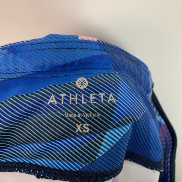 Athleta Electric Geo Sonar Capri Legging Pants - Picture 4 of 6